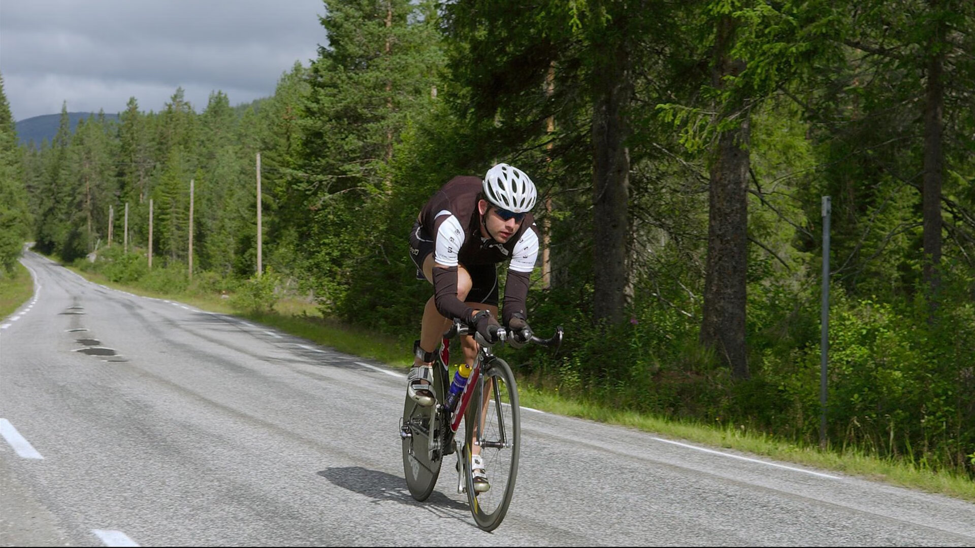 “南非羚羊队新生力量：萨尔·巴赫的突破性表现”