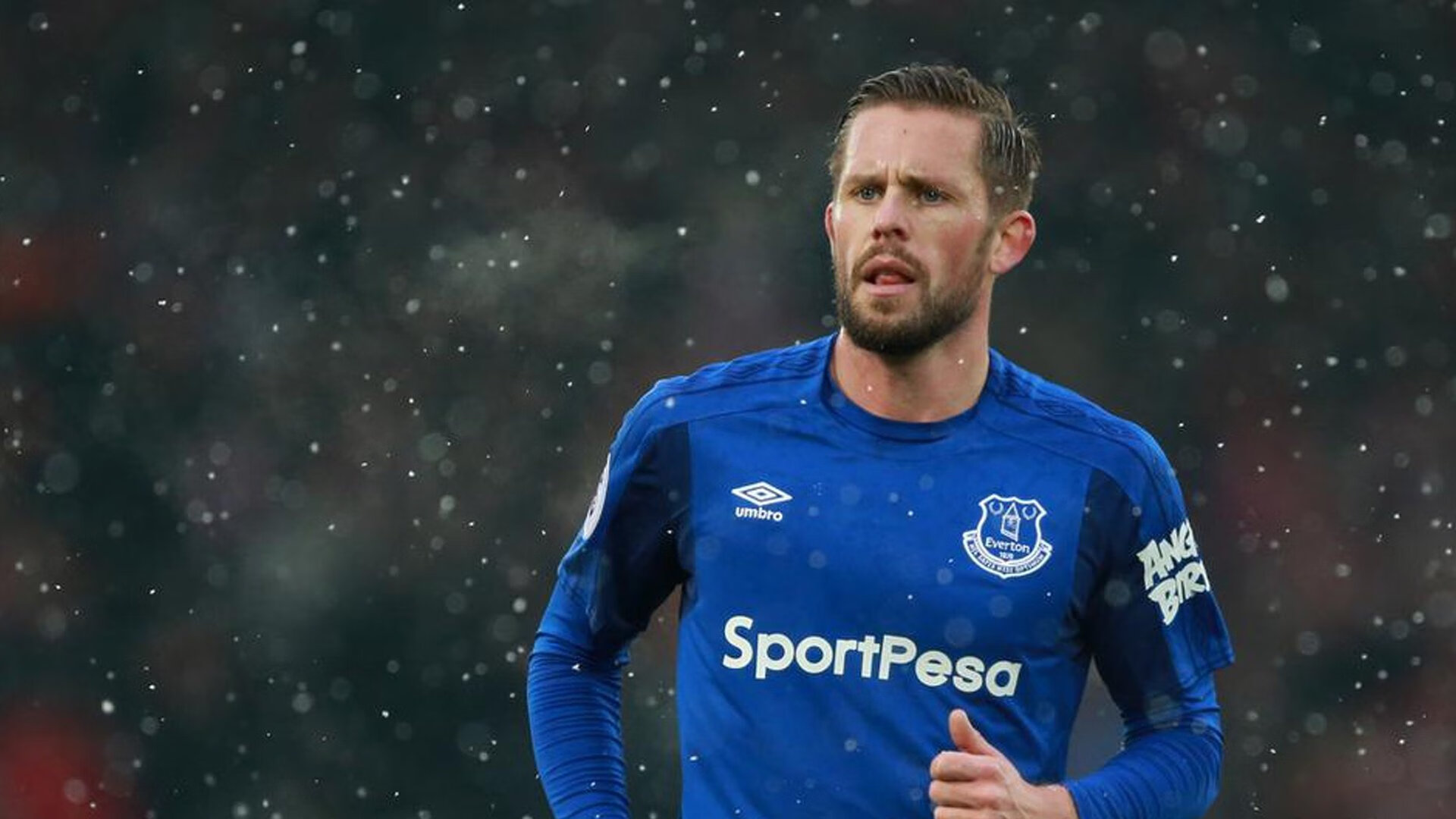 中甲比赛前设立球员宣讲日提升公众足球认知度，中甲足球俱乐部招球员